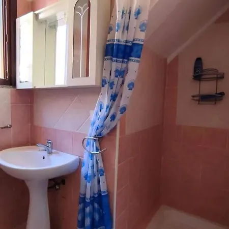 Susy Solanas -iun R5389 Villa Solanas (Cagliari)