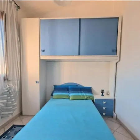 Villa Susy Solanas -iun R5389 *