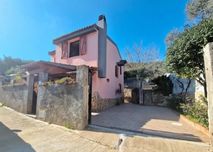 Villa Susy -iun R5389 Solanas (Cagliari)